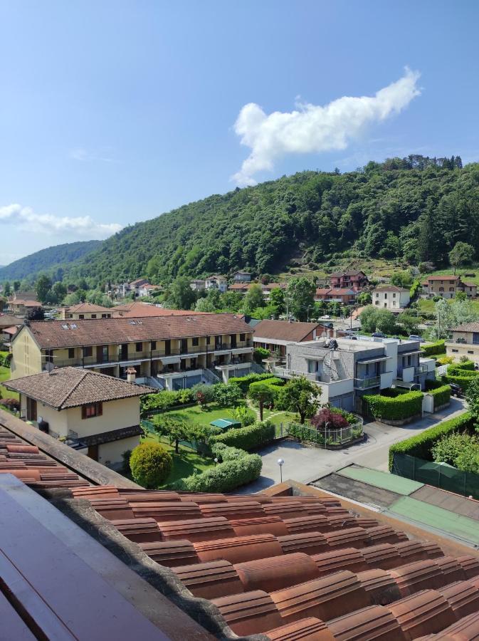 Residenza Tiziana Luino Exterior foto