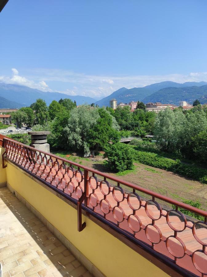 Residenza Tiziana Luino Exterior foto